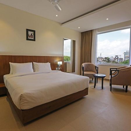Hotel Oil Field Duliagaon Kültér fotó